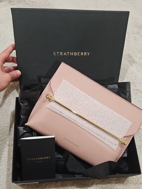 Strathberry. Stylist In Blush Rose.